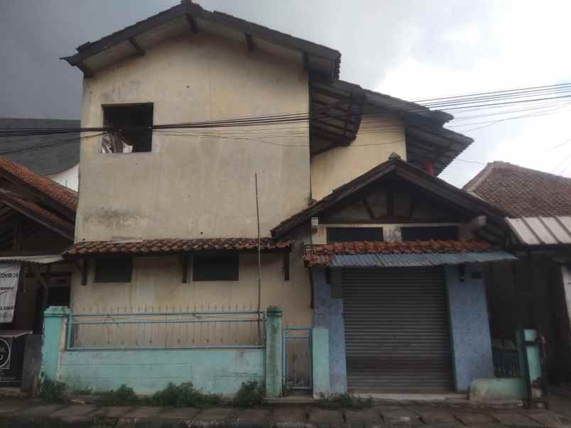 rumah pojok tengah belakang cimall cocok untuk usaha