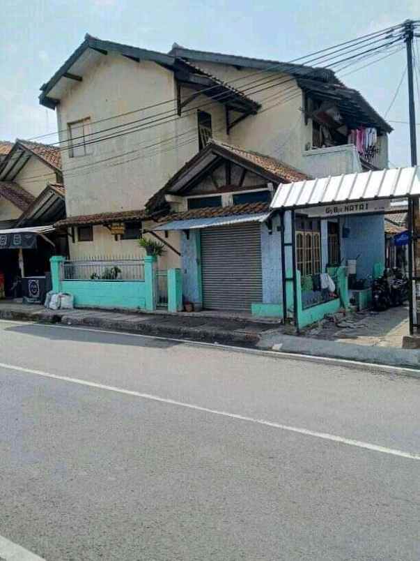 rumah pojok tengah belakang cimall cocok untuk usaha