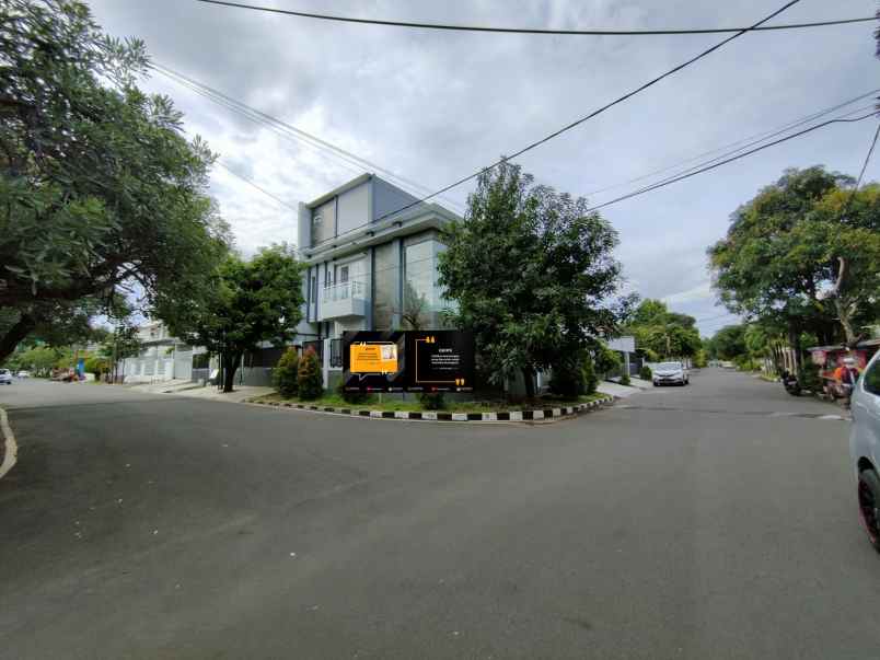 rumah pulomas jakarta timur