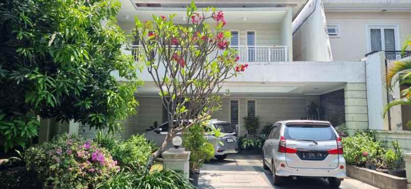 rumah regency 21 semi furnish carport 3 mobil