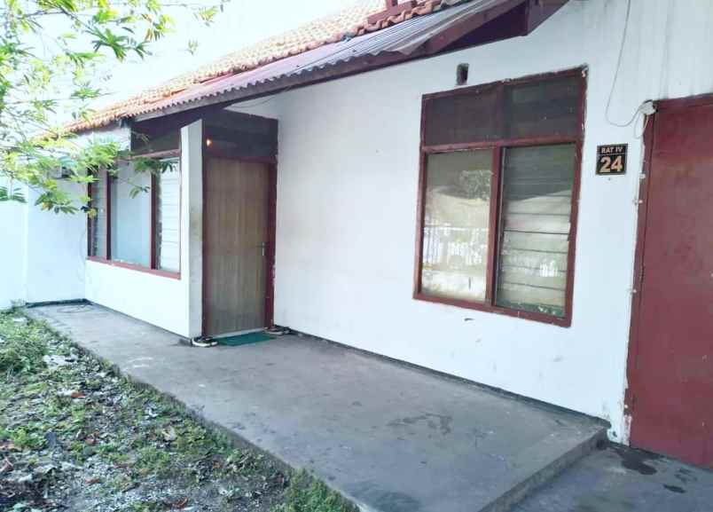 rumah rungkut asri tengah shm