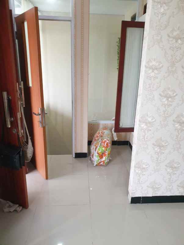 rumah second 1 5 lt dalam cluster di beji depok