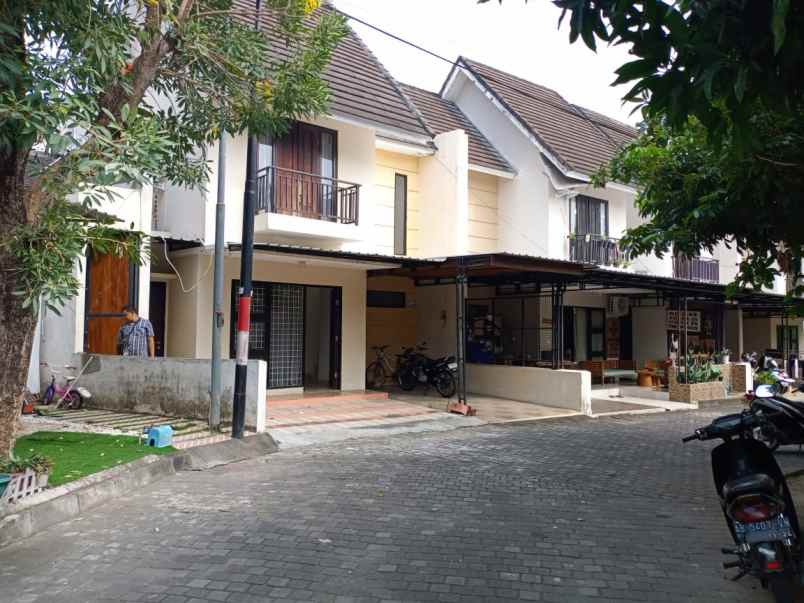 rumah second full furnish padma di bantul