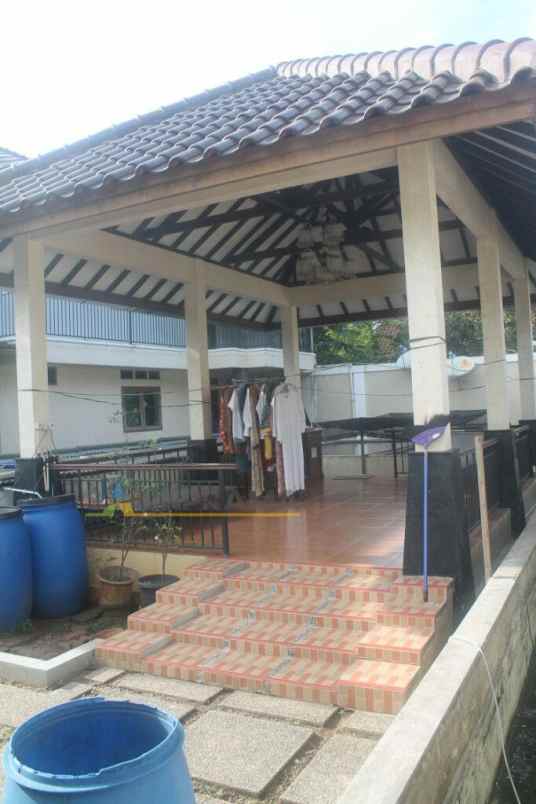 rumah second mewah dan luas di mampang indah depok