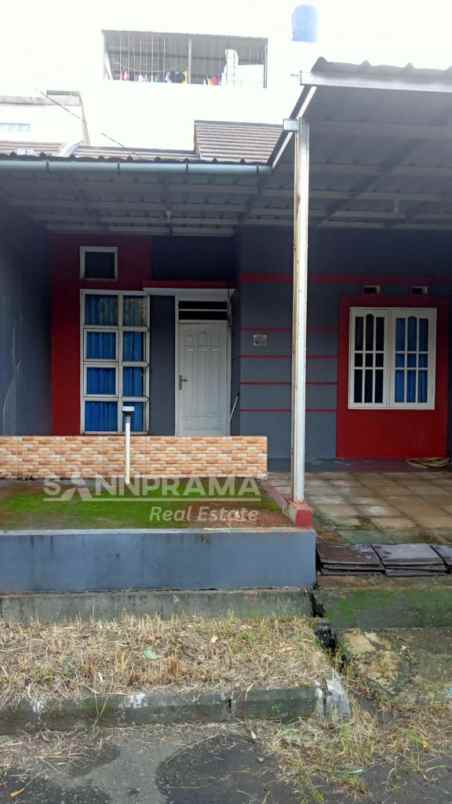 rumah second shm permata cimanggis depok uchi