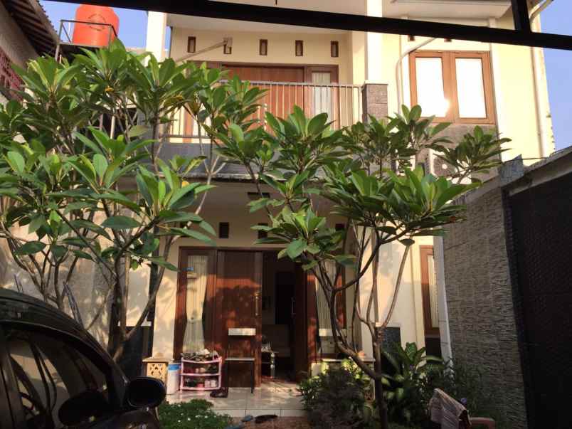 rumah secondary strategis pasar minggu harga oke