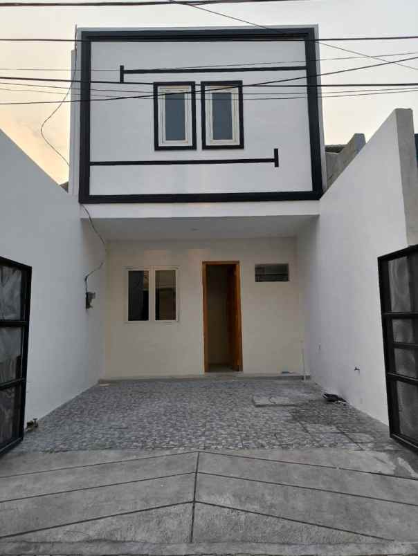 rumah semolowaru new minimalis