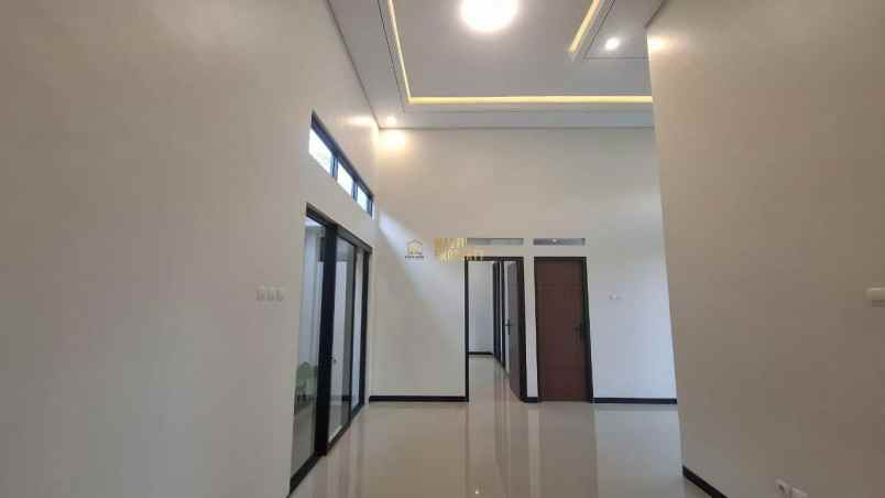 rumah siap huni modern di lingkungan strategis ngaglik