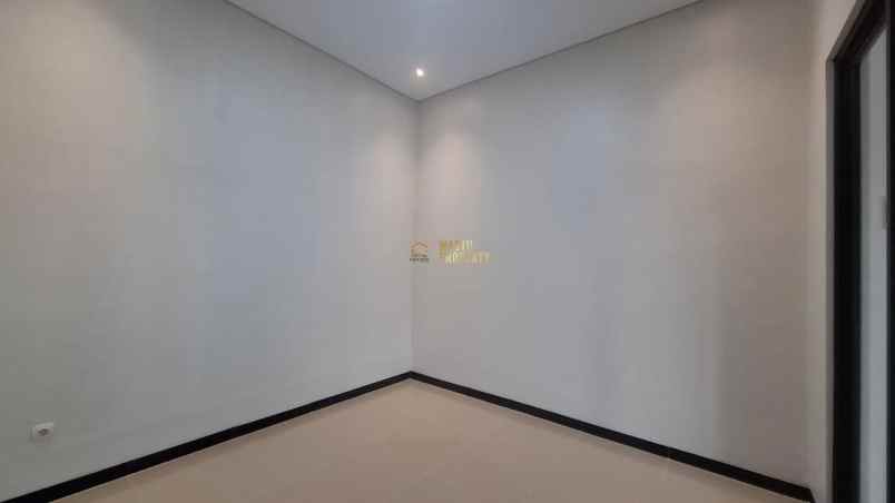 rumah siap huni modern di lingkungan strategis ngaglik