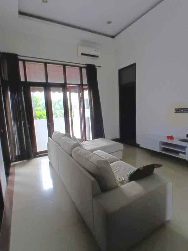 rumah siap huni perumahan citra grand cibubur