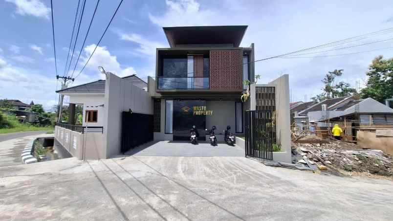 rumah siap huni utara condongcatur depok sleman