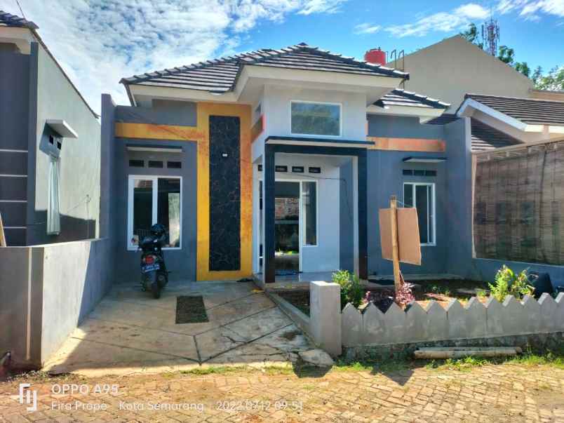 rumah siaphuni belakang pasar mijen semarang barat