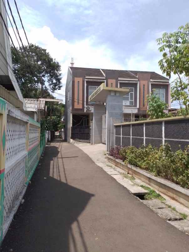 rumah srengseng sawah jagakarsa