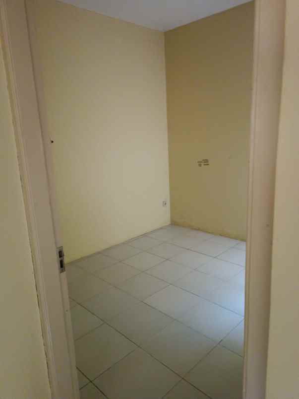 rumah strategis pusat kota cimahi di komplek cibabat