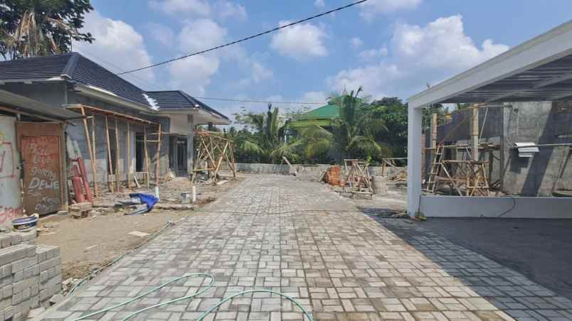 rumah terbaik di dekat nyia jogja dalam perumahan