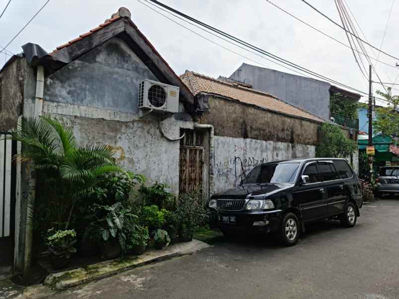 rumah tinggal lebar 20 meter di pondok pinang