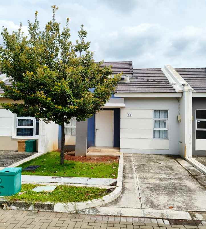 sewa rumah di summarecon emerald karawang