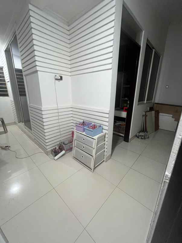 sewa rumah furnished cluster layar permai pik