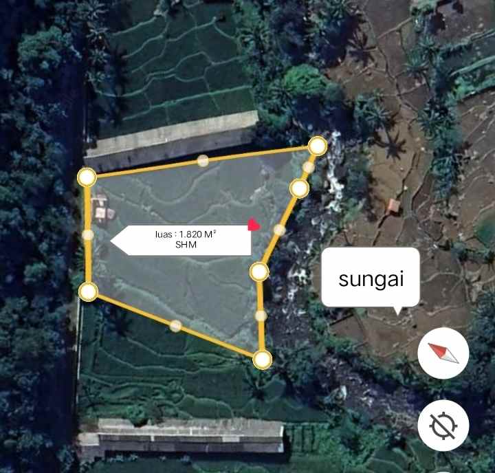 tanah dekat sungai view pegunungan subang
