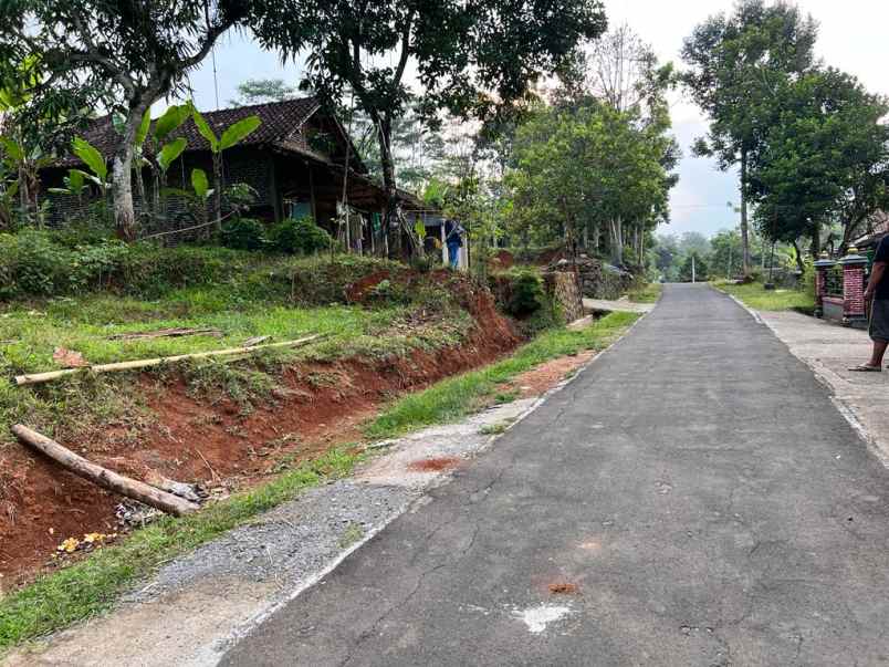 tanah dijual hanya 200jt karangpandan karanganyar