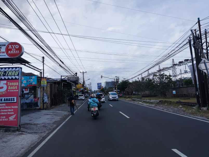 tanah jakal km 7 dekat pasar colombo luas 457 m