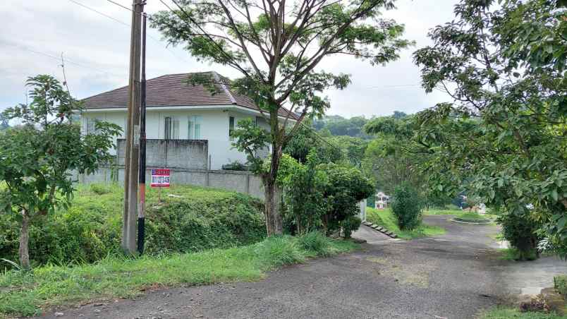 tanah komplek royal view ciwaruga 12x30 shm