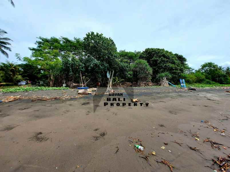 tanah pantai melaya