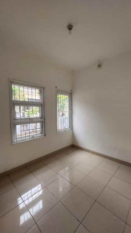 turun harga rumah bukit golf cibubur cluster arcadia