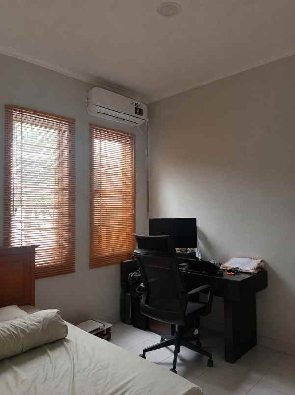 turun harga rumah siap huni di legenda wisata cibubur