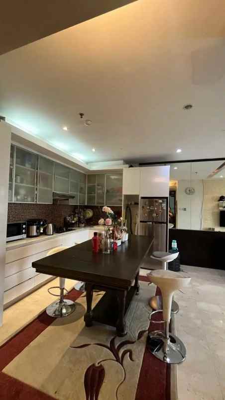 2 br 80 m2 lt 3 apartemen dago butik bandung