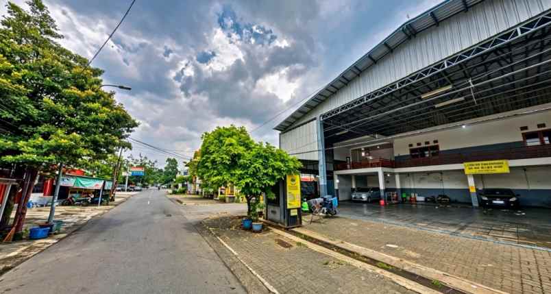 bangunan komersil sampangan semarang