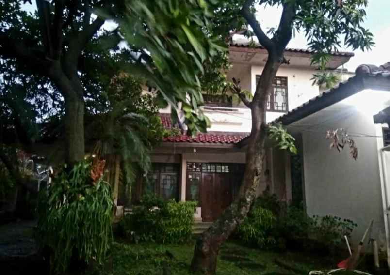 dijual 2 bangunan rumah murah lokasi pasar minggu