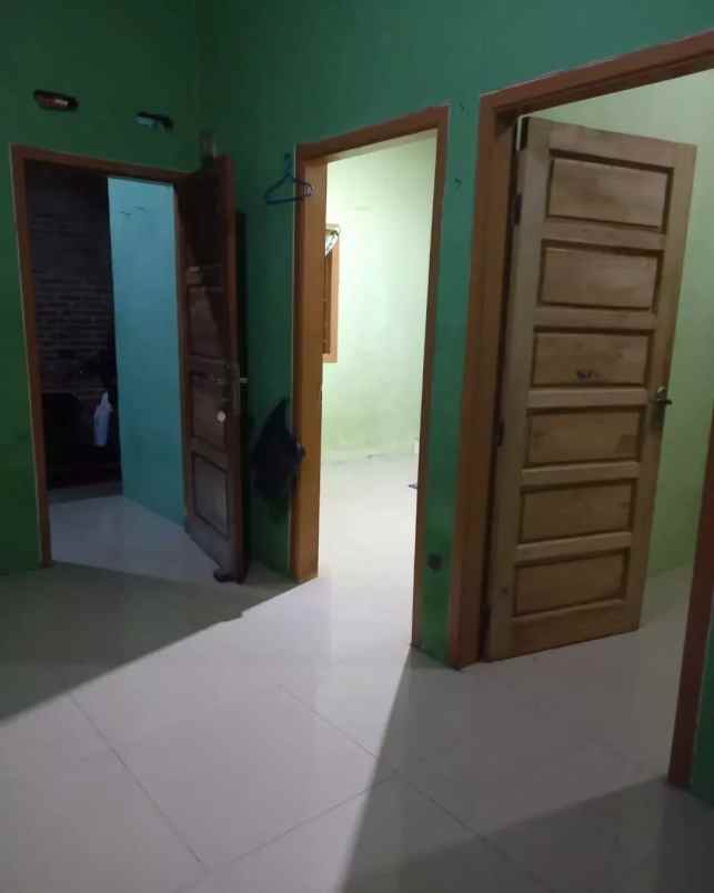 dijual 3 rumah yang di kontrakan