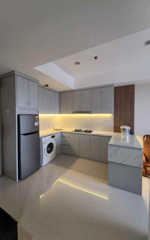 dijual apartemen grand sungkono lagoon