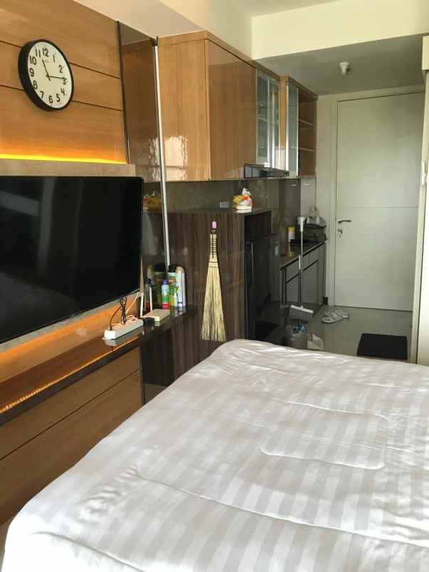 dijual apartemen laguna kejawan putih