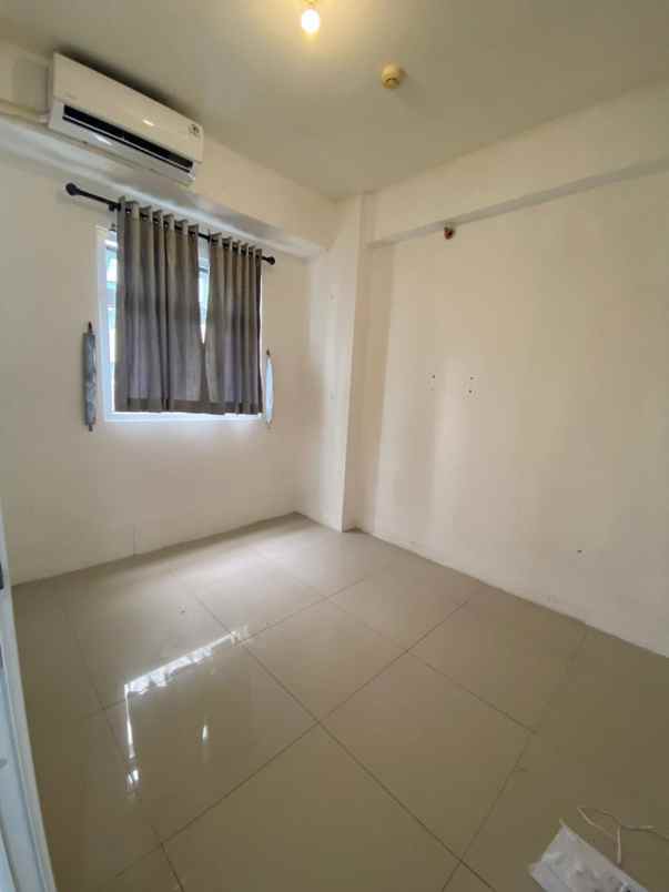 dijual apartment green pramuka city murah bersih