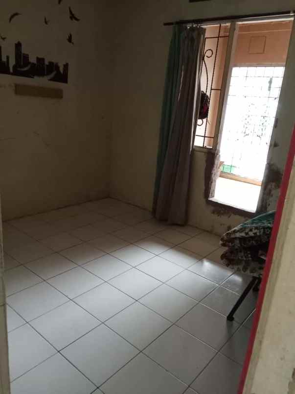 dijual atau disewakan rumah siap pakai