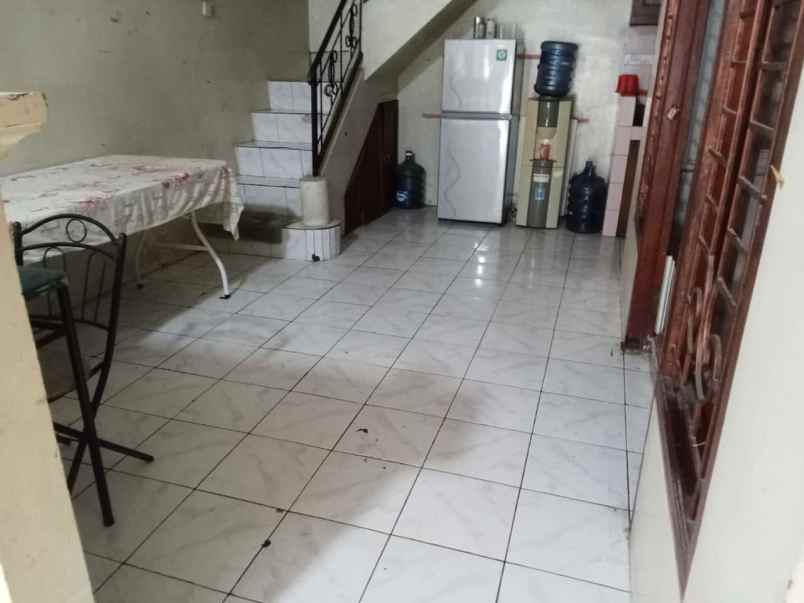 dijual atau disewakan rumah siap pakai