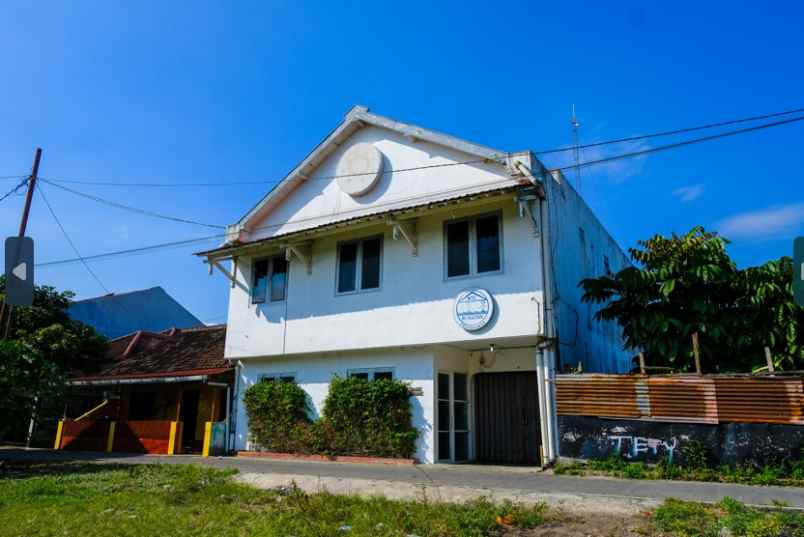 dijual cepat bu rumah besar 2 lantai di kota jogja