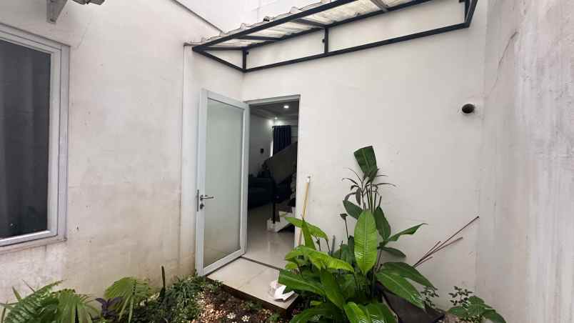 dijual cepat bu rumah siap huni murah di cinere depok