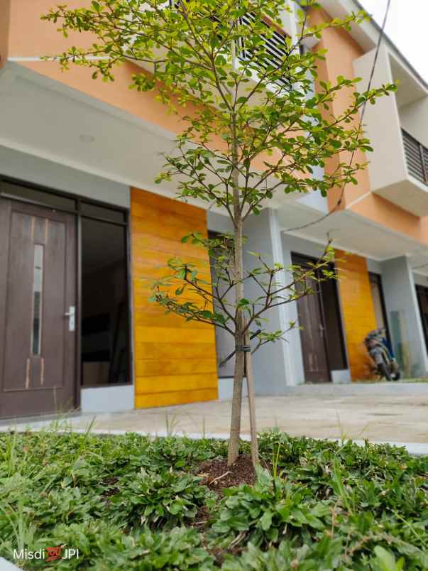 dijual cepat rumah 2 lantai cicilan ringan