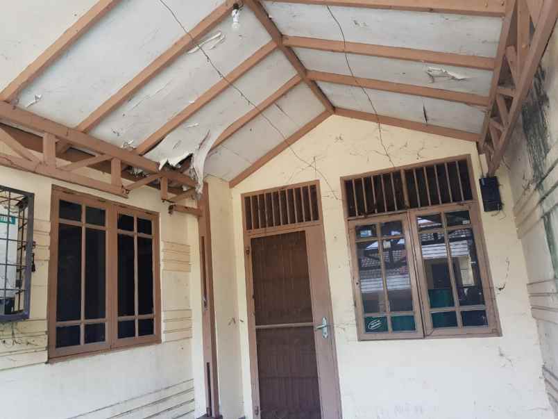 dijual cepat rumah dalam kompleks bu