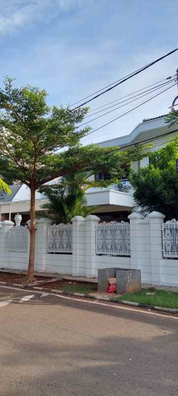 dijual cepat rumah di pulomas