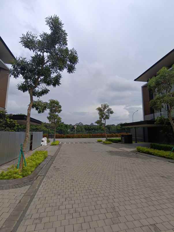 dijual cepat rumah laurel navapark bsd