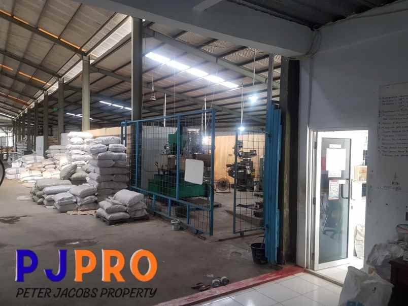 dijual gudang furnished di jalan raya sukamekar bekasi