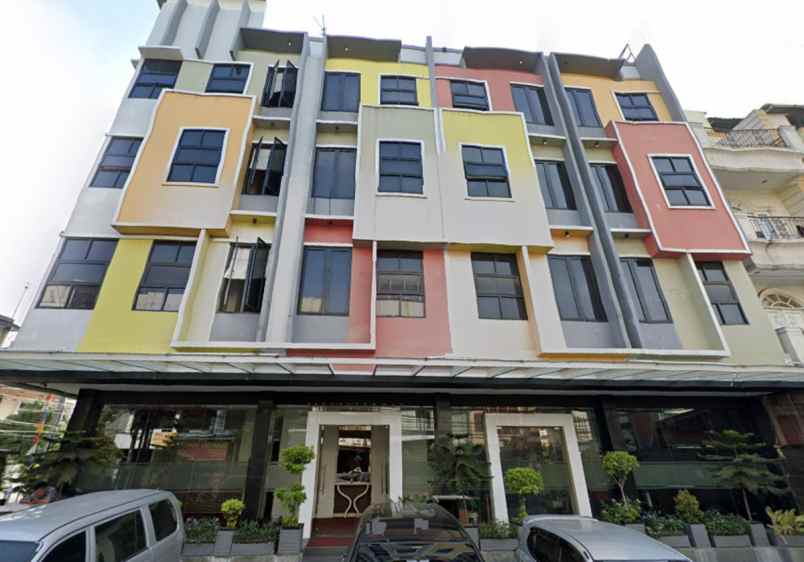 dijual hotel jl mangga besar kec taman