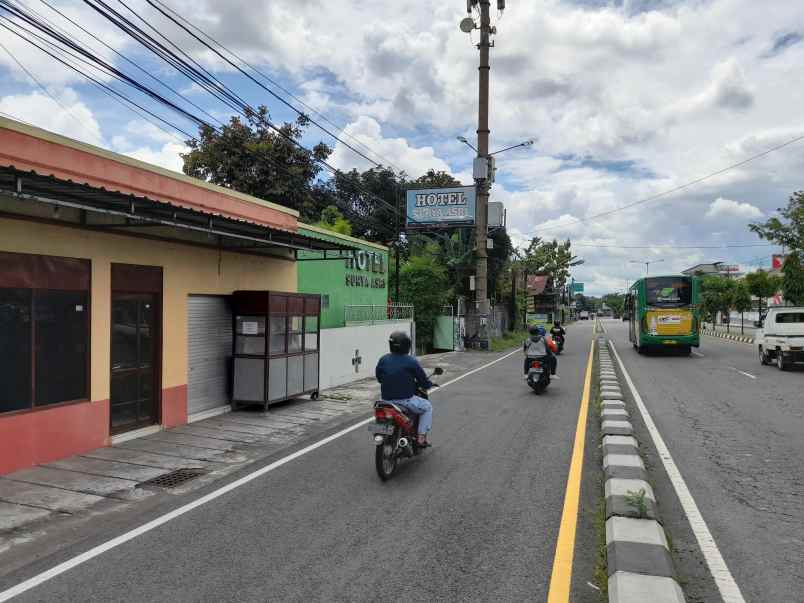 dijual hotel jl ringroad utara