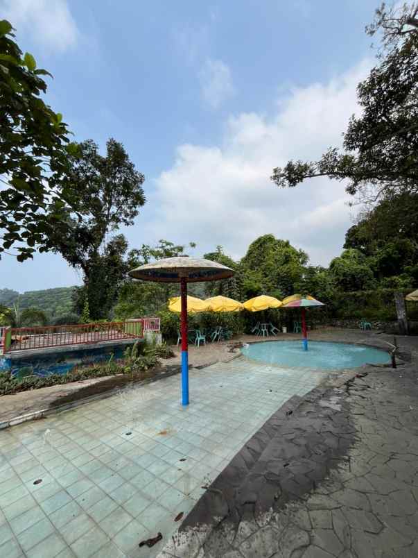 dijual hotel trawas mojokerto