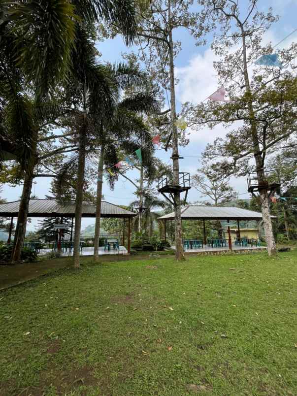 dijual hotel trawas mojokerto