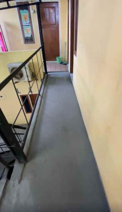 dijual kos kosan dua lantai lokasi strategis